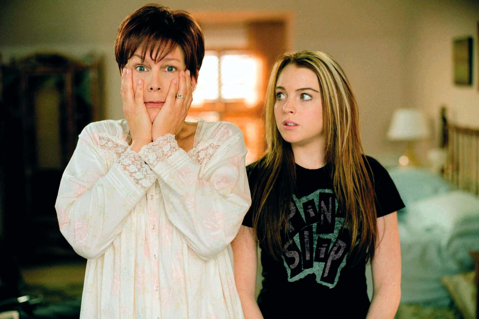 Jamie Lee Curtis and Lindsay Lohan in 'Freaky Friday'