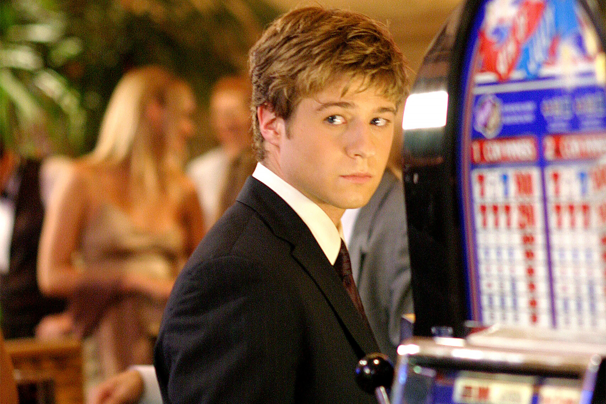 THE O.C., Benjamin McKenzie, (Season 1), 2003-2007. photo: © WB / Courtesy: Everett Collection