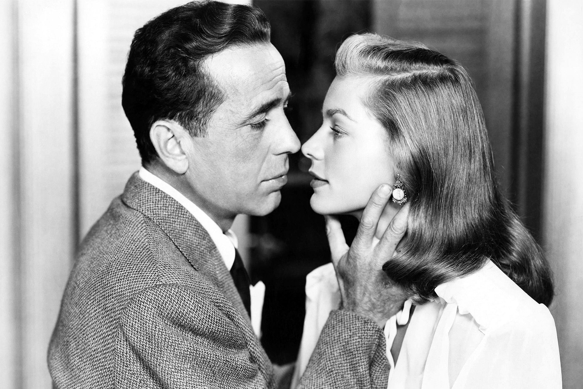 Lauren Bacall and Humphrey Bogart in a scene from the movie"Dark Passage"