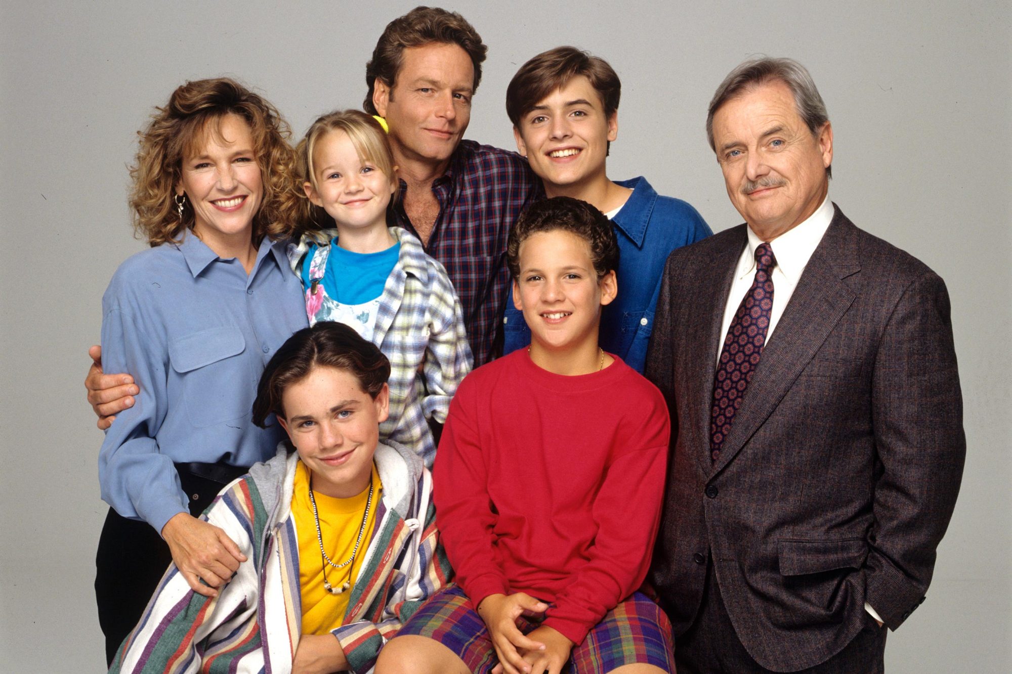 L-R: BETSY RANDLE;RIDER STRONG;LILY NICKSAY;WILLIAM RUSS;BEN SAVAGE;WILL FRIEDLE;WILLIAM DANIELS